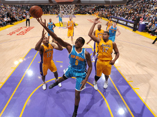 或朋友间的 或朋友间的