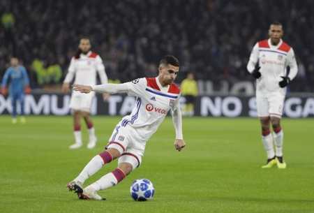 历届比赛中 历届比赛中