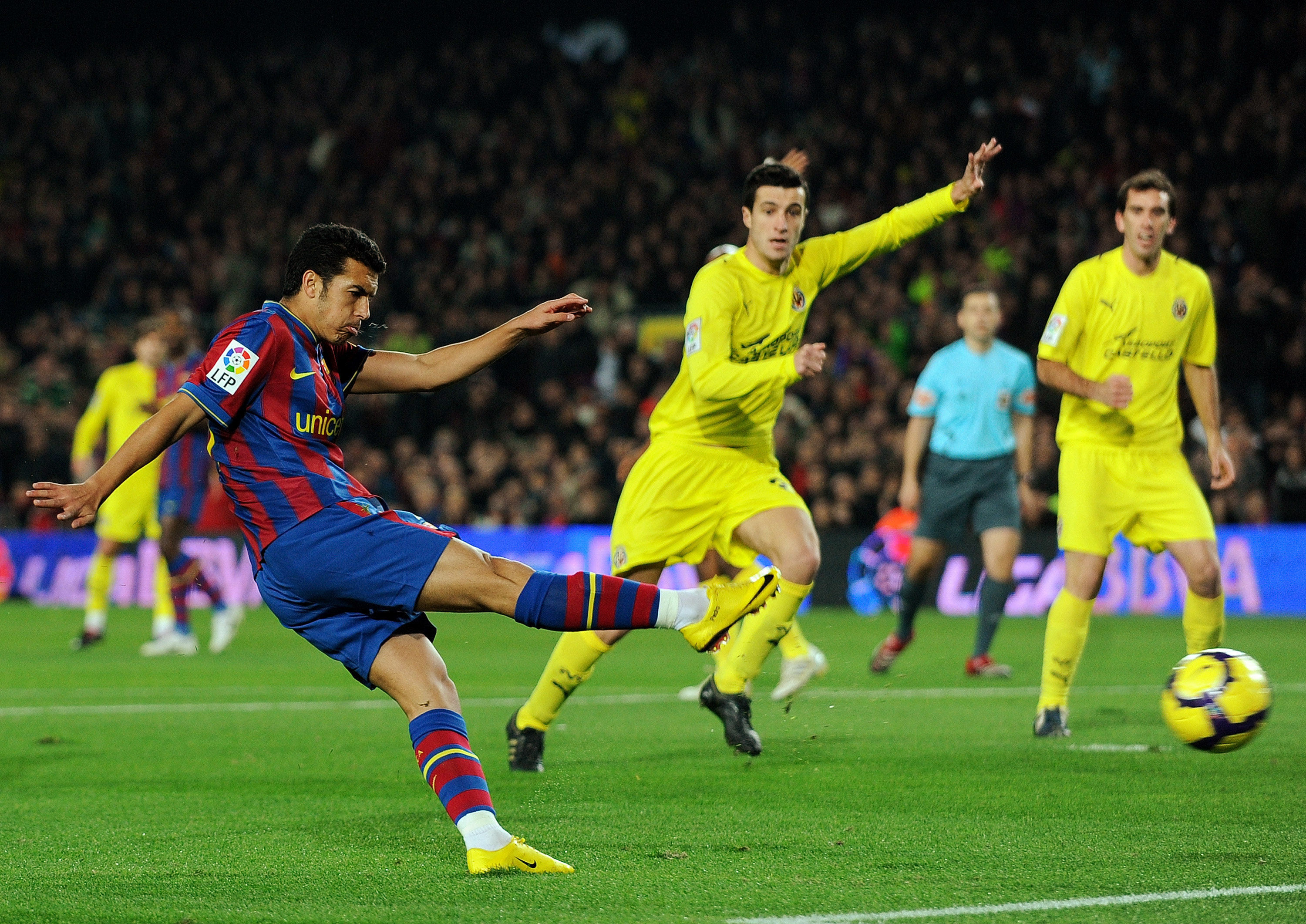 她敢于主动 她敢于主动