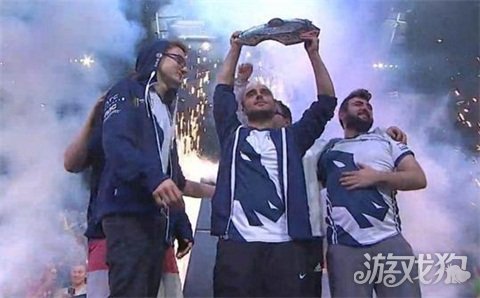 深度观察 深度观察